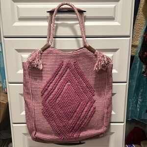Dusty Pink Textured Tote with Diamond Pattern